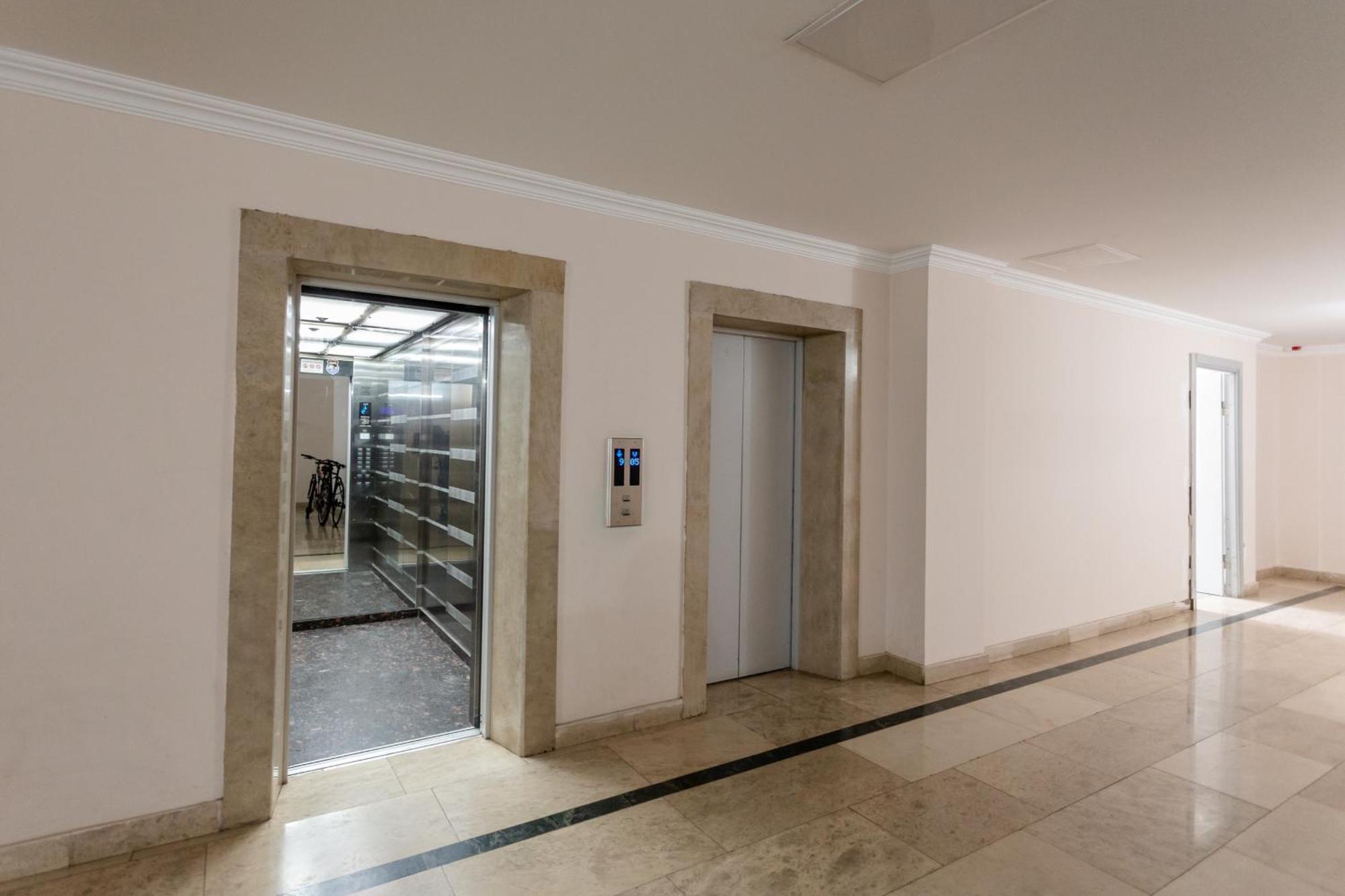 Serviced Apartment On Rustaveli Avenue 9 Tbilisi Zewnętrze zdjęcie