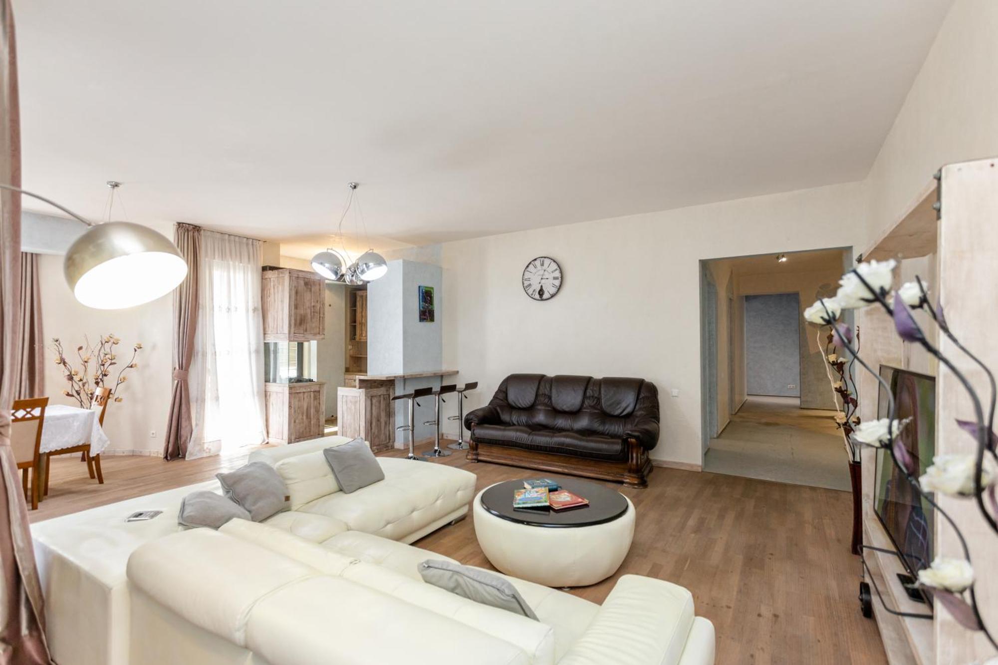 Serviced Apartment On Rustaveli Avenue 9 Tbilisi Zewnętrze zdjęcie